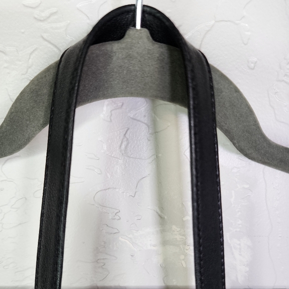 Vintage Fossil Mini Black Leather Crossbody - Picture 4 of 11